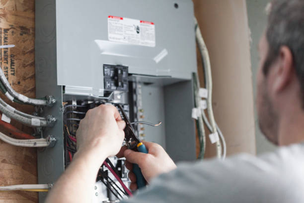 Best Circuit Breaker Installation and Repair  in Clyde Hill, WA